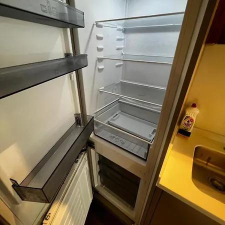 Flat - Close To Mall Of Appartement *